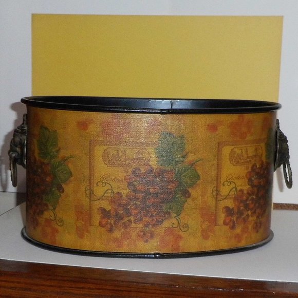 Oval Planter - Picture 3 of 6